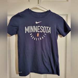 Nike boys size small tee Minnesota